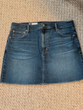 GAP Blue Mini Jean Skirt Size 33 or 16